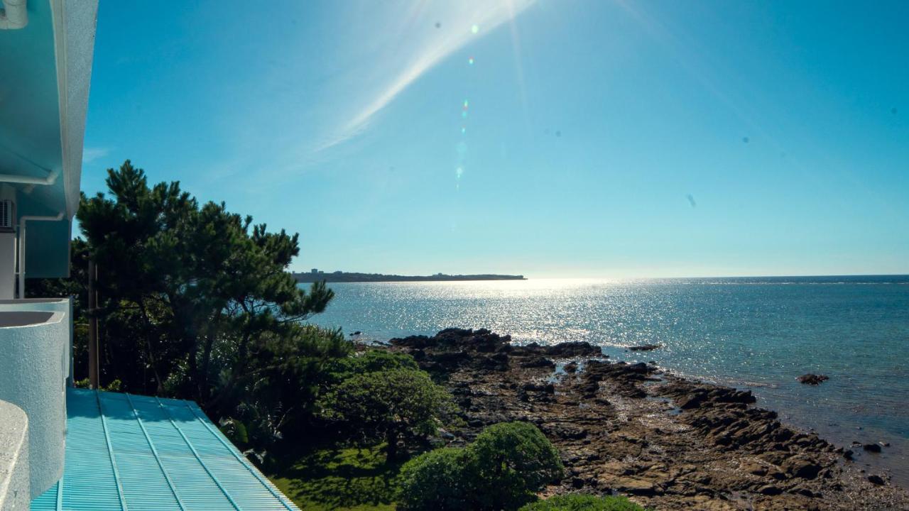 Sunset Beach House Onna Exteriér fotografie
