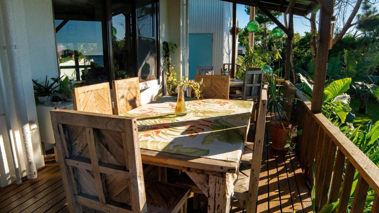 Sunset Beach House Onna Exteriér fotografie